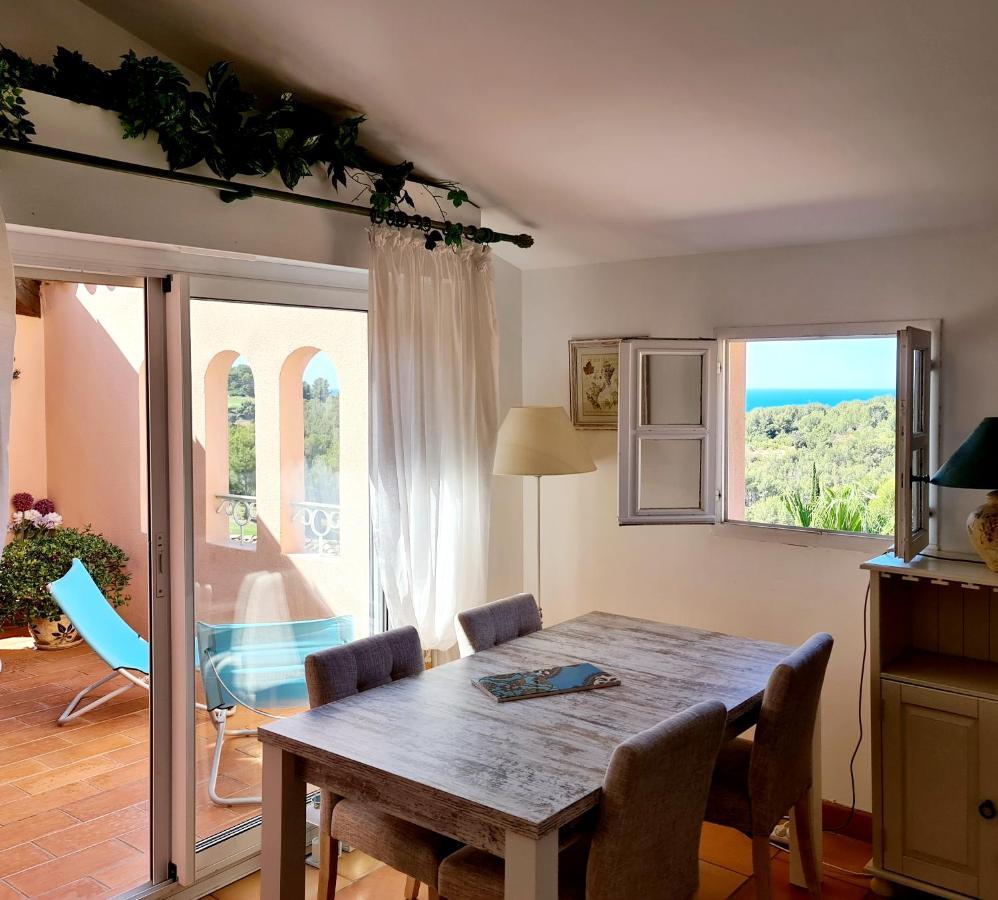 滨海圣西尔Hameau Des Amandiers - Vue Mer, Golf Et Vignes公寓 外观 照片