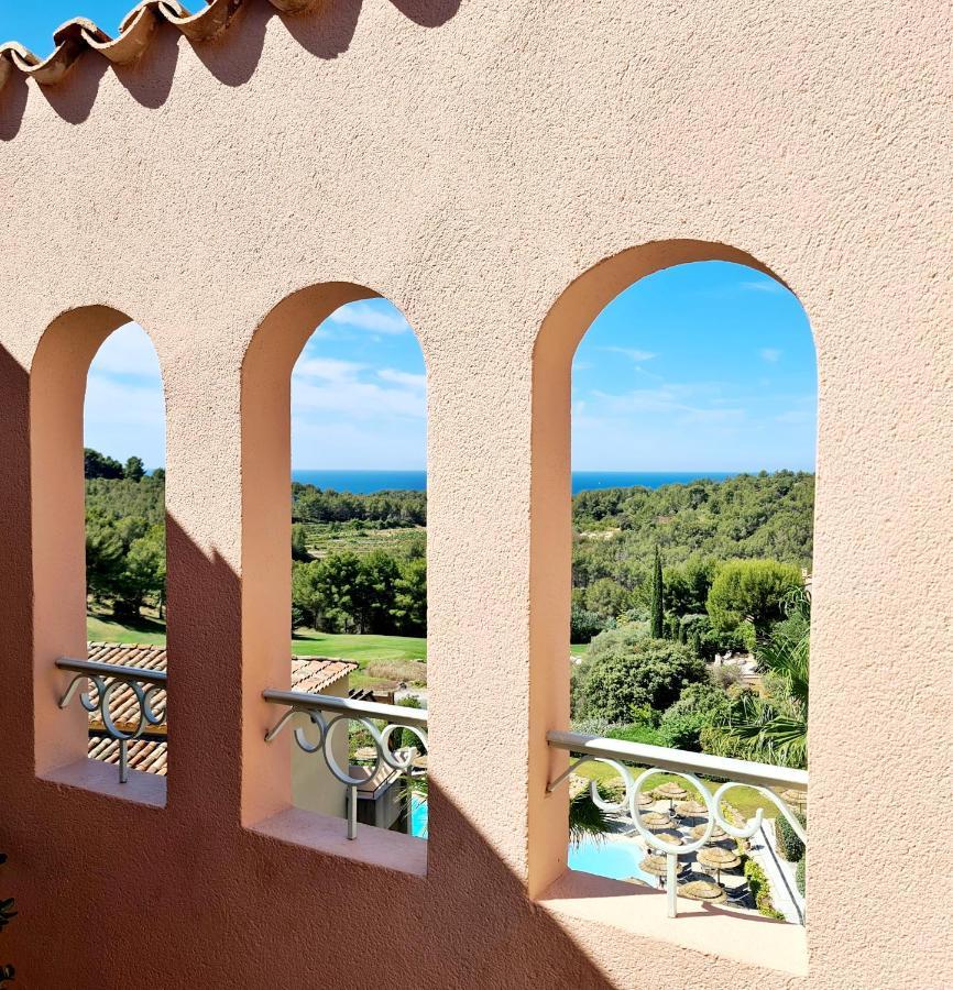 滨海圣西尔Hameau Des Amandiers - Vue Mer, Golf Et Vignes公寓 外观 照片